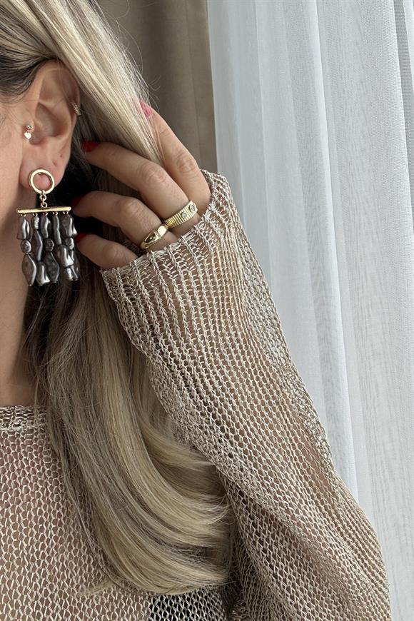 Marka Model Sedefli Füme Küpe