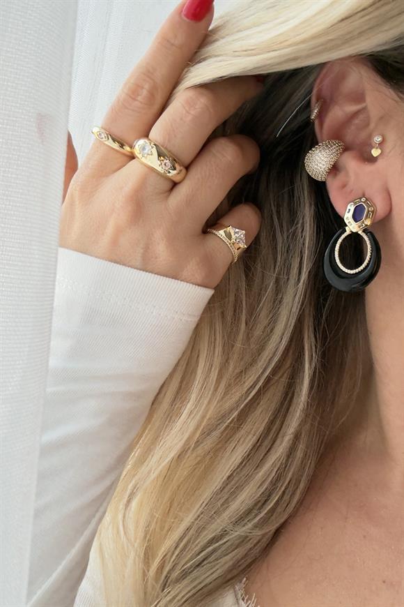 Marka Model Siyah Küpe