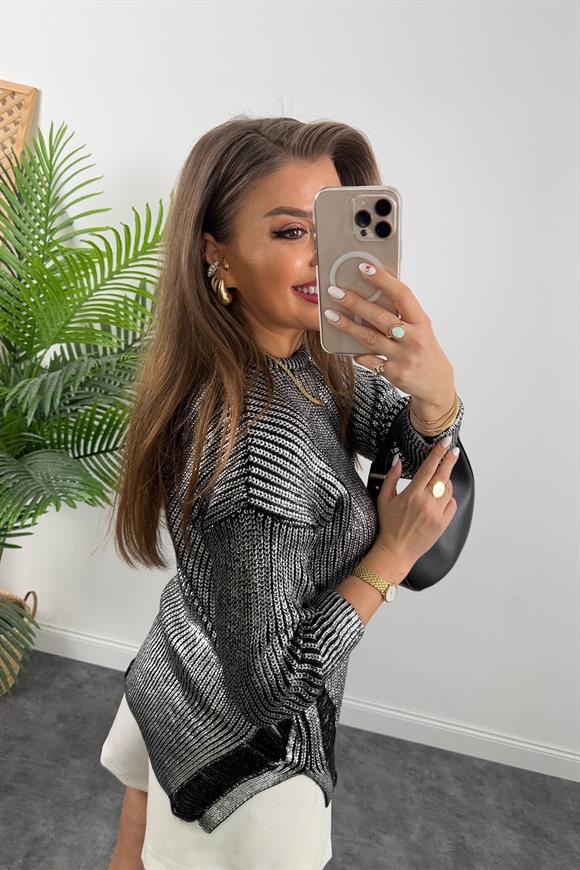 Marka Model Varaklı Yırtık Tasarımlı Yumoş Kazak Gümüş