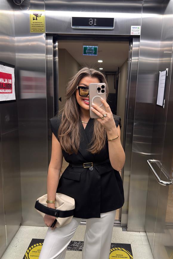 Marka Model Vatkalı Kemerli Pamuk Dokuma Kumaş Yelek Siyah