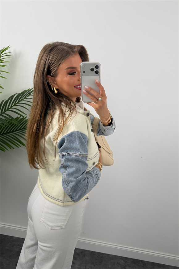 Massi Model Kolu Jean Yumoş Triko Ceket Krem