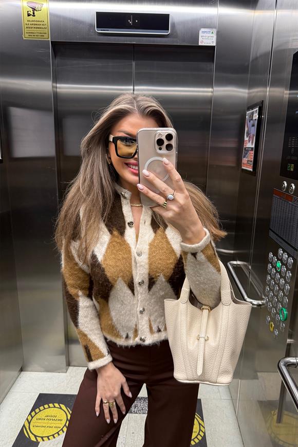 Massi Model Yumoş Baklava Hırka Kahve Taş