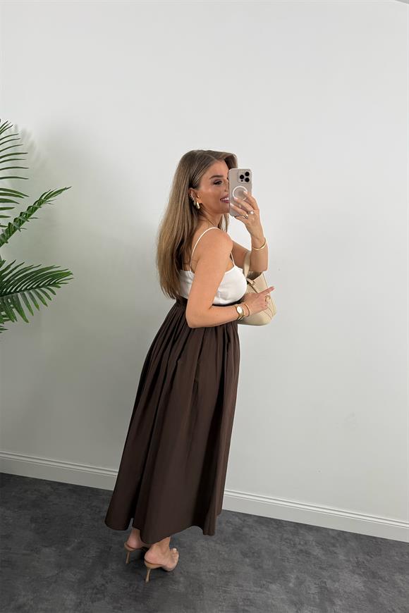 Maxi Boy Beli Kalın Lastikli Basic Kloş Poplin Etek Kahverengi