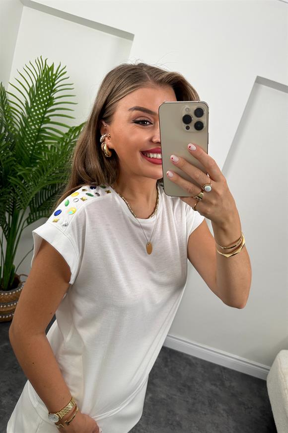 Omuzları Renkli Taşlı Beyaz Basic Tshirt
