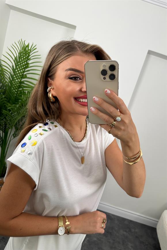 Omuzları Renkli Taşlı Beyaz Basic Tshirt