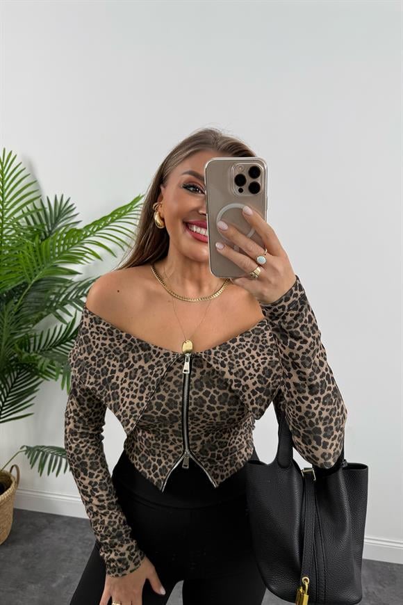 Ottoman Kumaş Madonna Yaka Fermuarlı Likralı Leopar Bluz