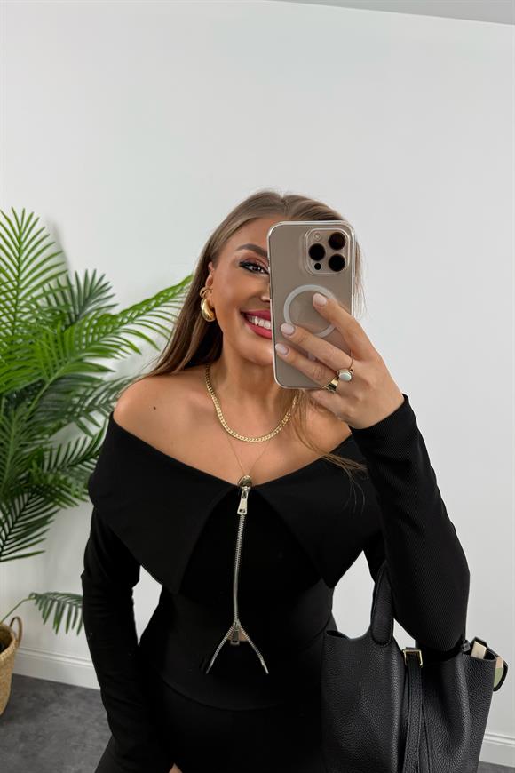 Ottoman Kumaş Madonna Yaka Fermuarlı Likralı Bluz Siyah