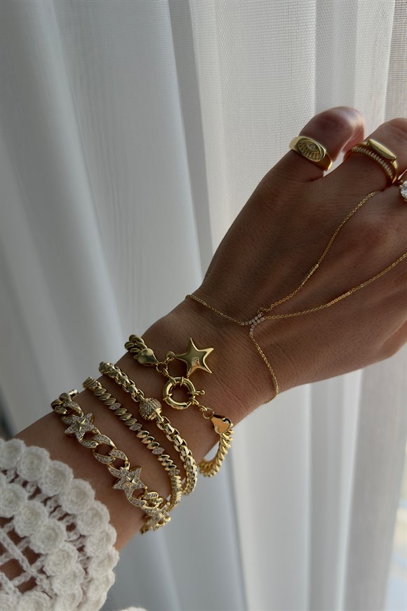 Özel Seri Klipsi Bombeli Yıldız Detaylı Bileklik