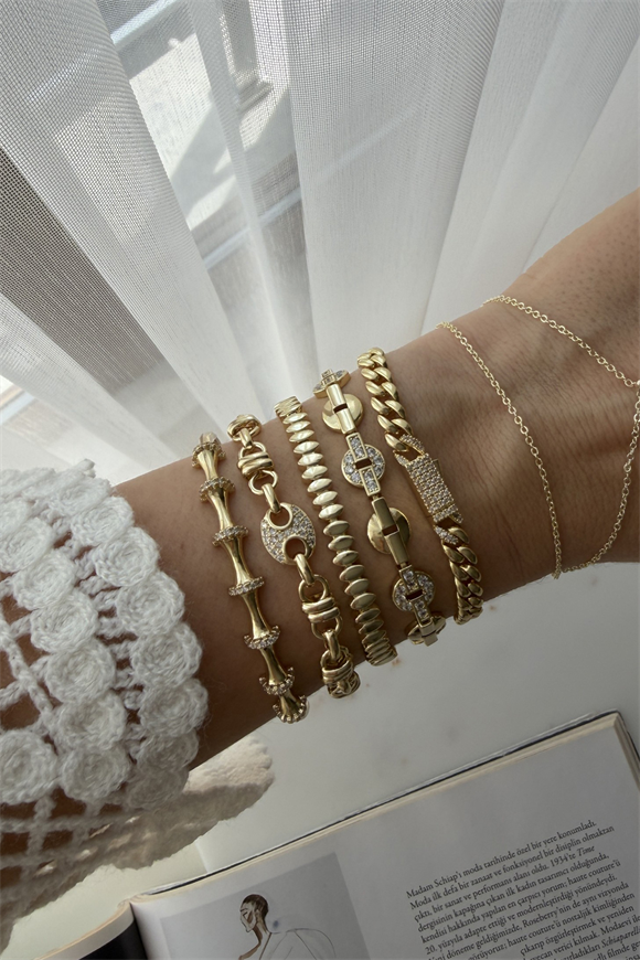 Özel Seri Klipsi Taşlı Gurmet Bileklik