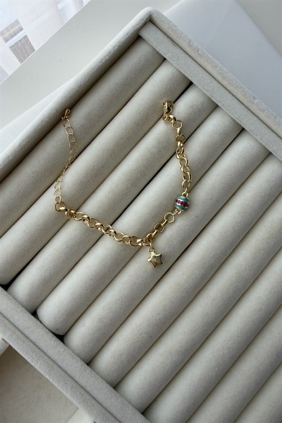 Özel Seri Marka Model Yıldız Charmlı Bileklik