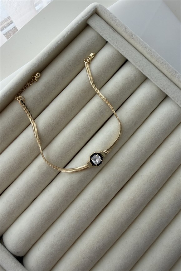 Özel Seri Ortası Taşlı Siyah Mineli Marka Model  Bileklik