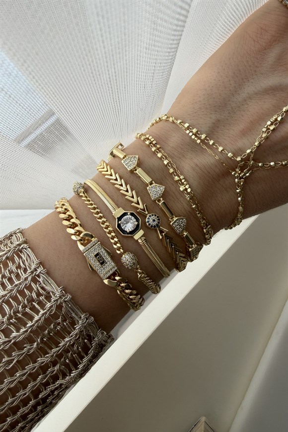 Özel Seri Ortası Taşlı Siyah Mineli Marka Model  Bileklik