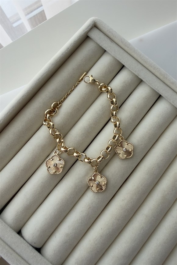 Özel Seri Yonca Charmlı Bileklik