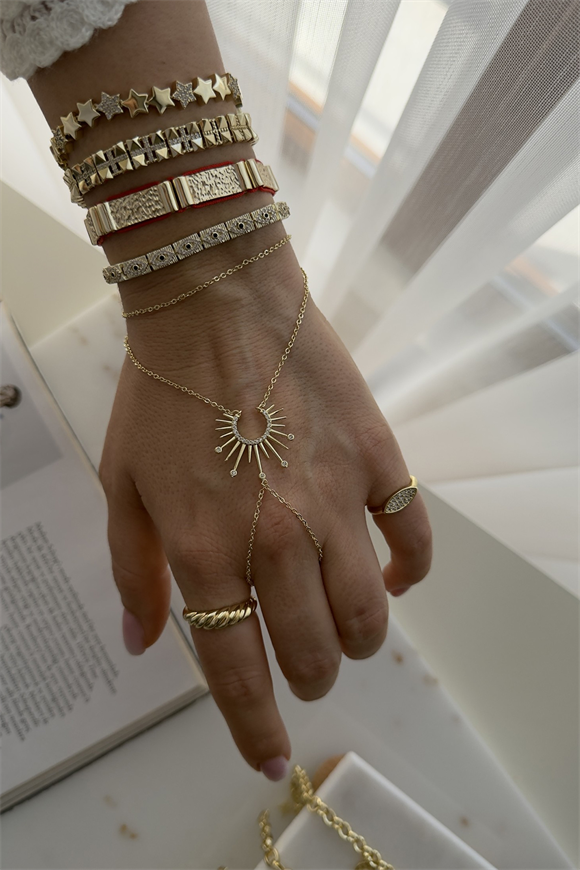 Özel Seri Zirkon Taşlı Badem Modem Serçe Parmak Yüzüğü