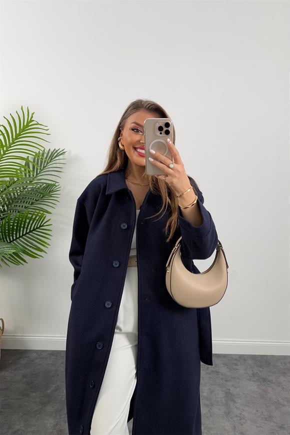 Pinterest Model Tam Boy Düğmeli Maxi Kaşe Kaban Lacivert