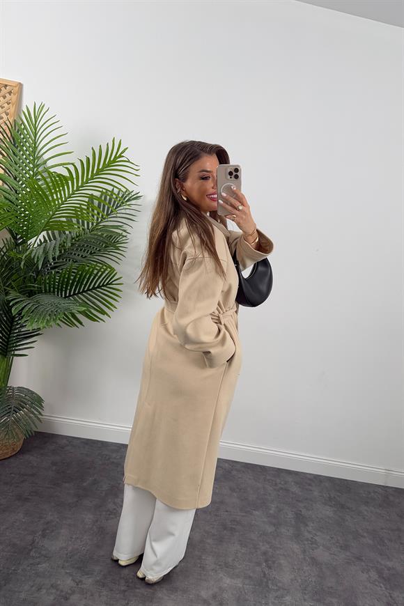 Pinterest Model Tam Boy Düğmeli Maxi Kaşe Kaban Taş