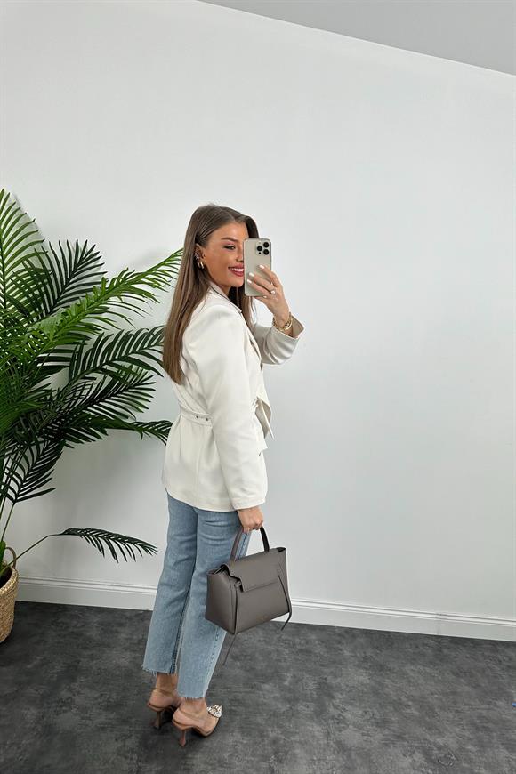 Premium Kalite Kemerli Astarlı Double Kalın Kumaş Blazer Ceket Beyaz