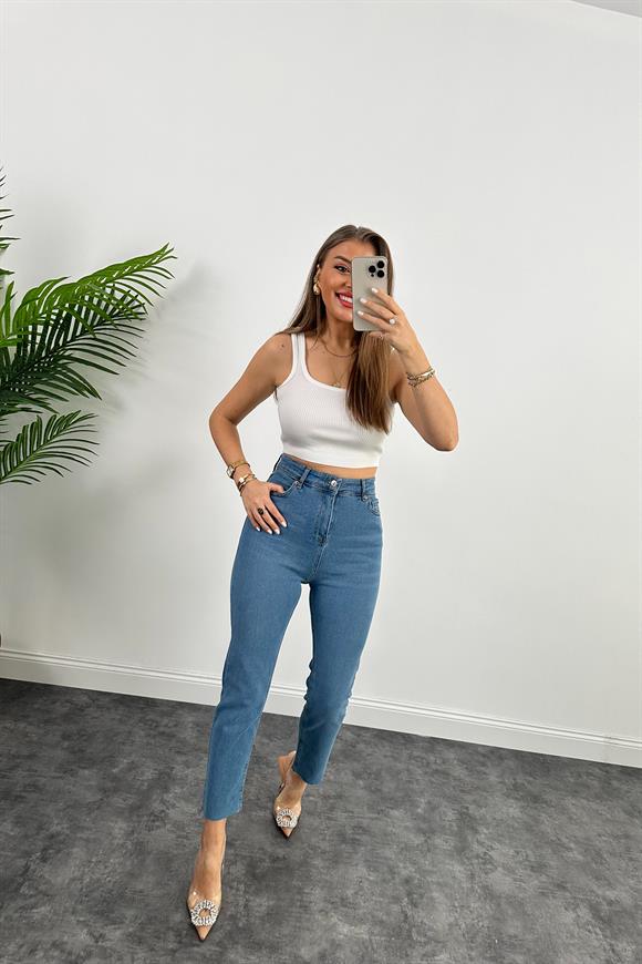 Premium Kalite Likralı Seri Paça Kesik Boyfit Jean Klasik Mavi