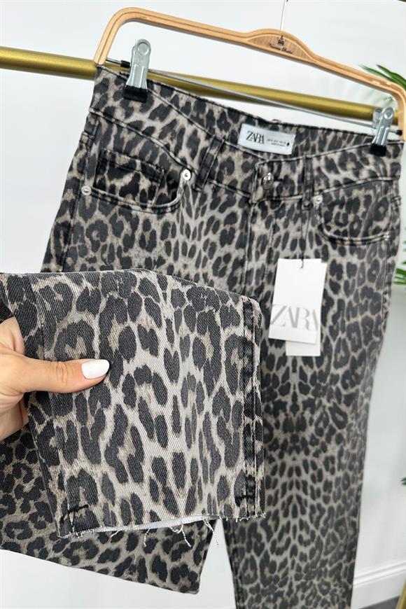 Premium Kalite Paçası Kesik Tam Pamuklu Boyfit Jean Soluk Efekt Leopar