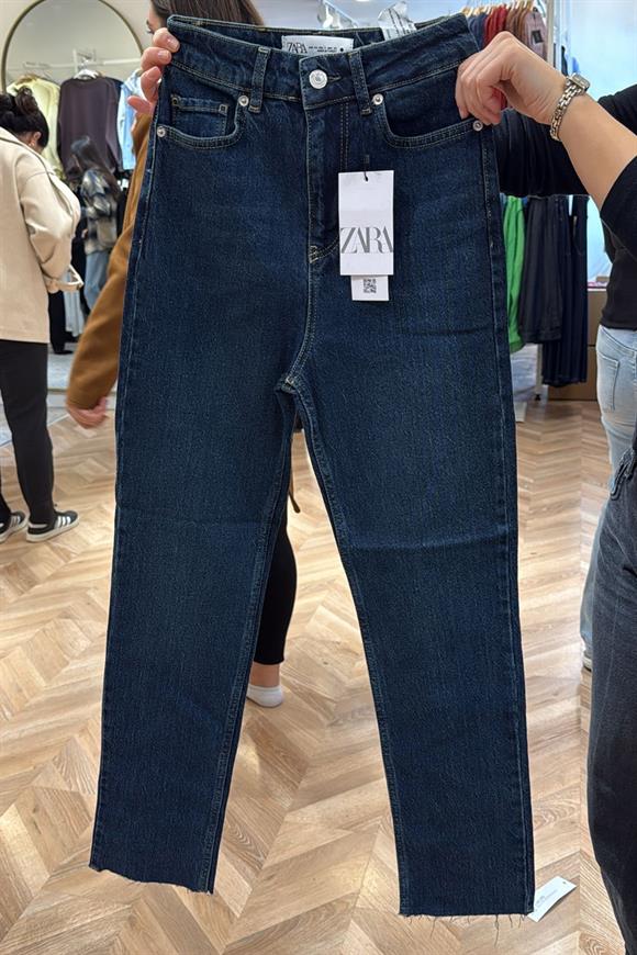 Premium Kalite Paçası Kesik Toparlayıcı Boyfit Jean Dark Blue 1021