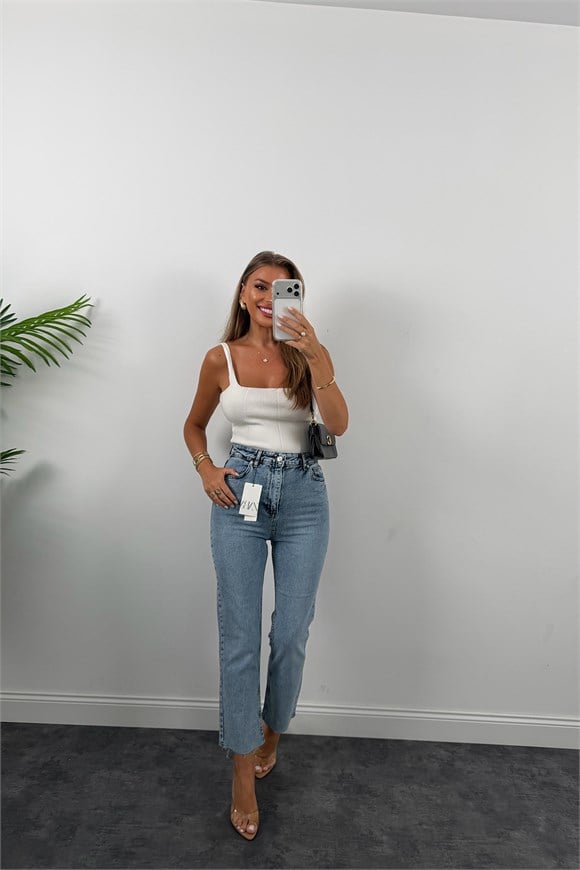 Premium Kalite Paçası Kesik Toparlayıcı Boyfit Jean 520 Mavi  1001 