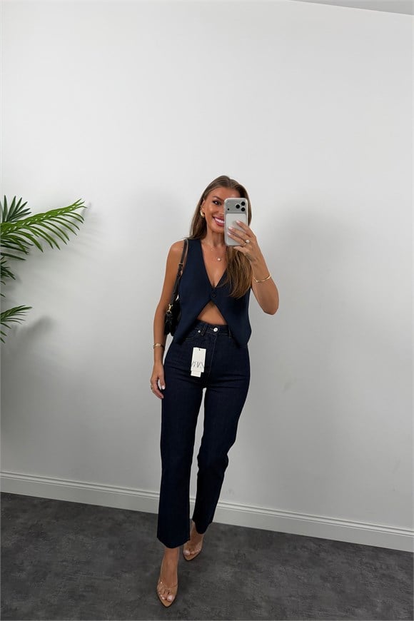 Premium Kalite Paçası Kesik Toparlayıcı Boyfit Jean Lacivert