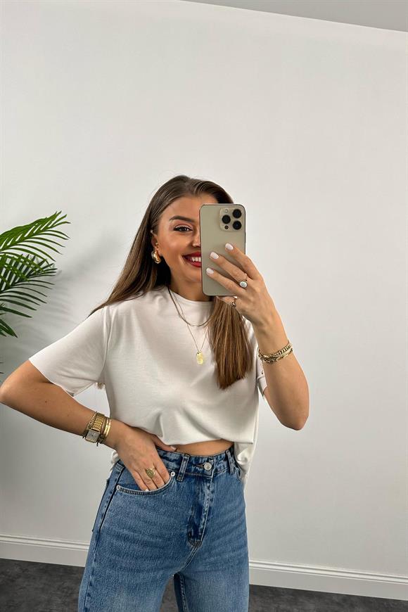 Premium Kalite Paçası Kesik Toparlayıcı Boyfit Jean Klasik Mavi 1004