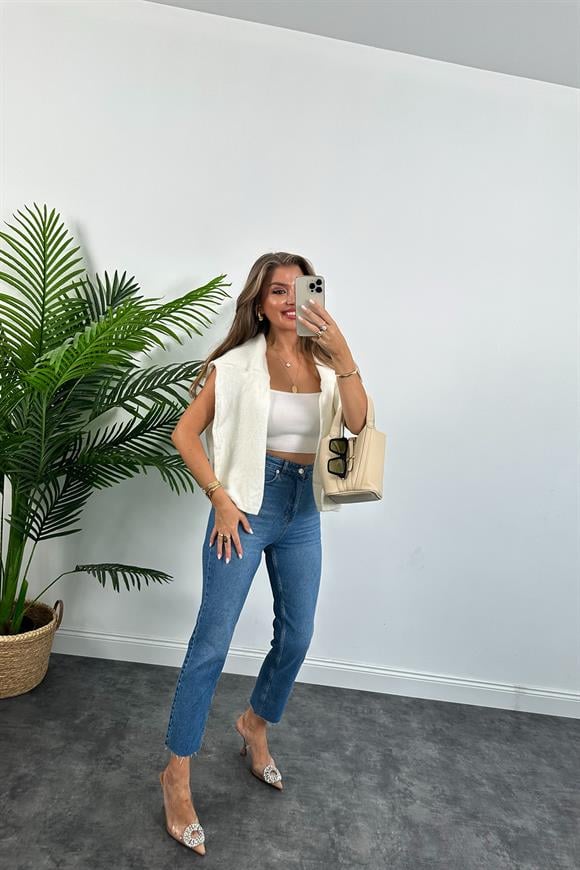 Premium Kalite Paçası Kesik Toparlayıcı Boyfit Jean Orta Mavi 1002