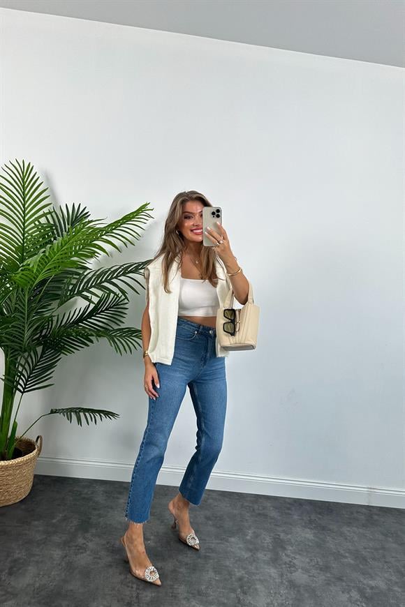 Premium Kalite Paçası Kesik Toparlayıcı Boyfit Jean Orta Mavi 1002