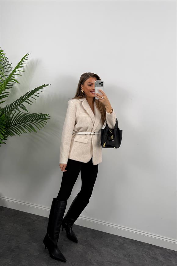 Premium Kalite Tay Tüyü Blazer Krem