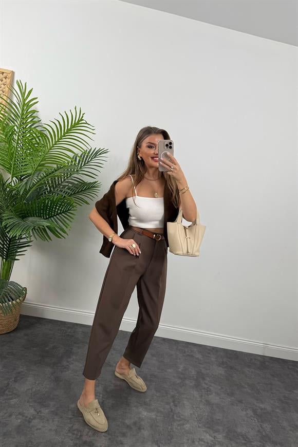 Premium Kalite Tok Kumaş Kemerli Havuç Pantolon Koyu Kahve 