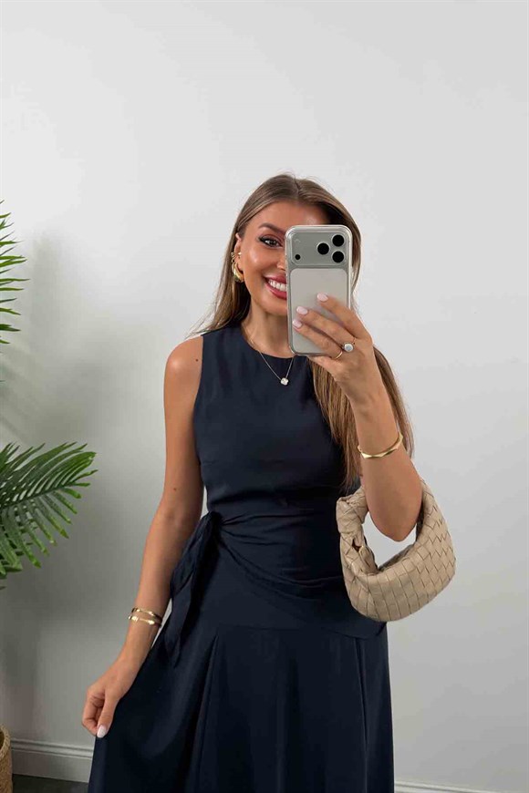 Premium Seri %100 Tensel Kumaş Fularlı Midi Elbise Lacivert 