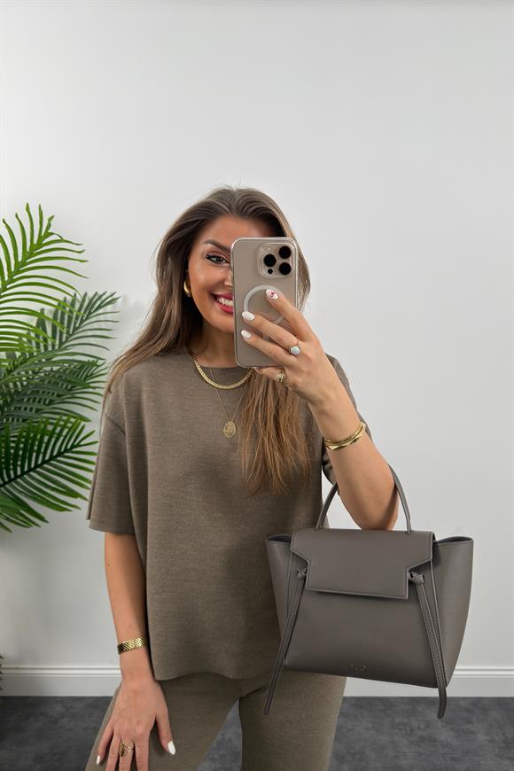 Premium Seri 4 Mevsim Likralı Basic Örme Takım Vizon