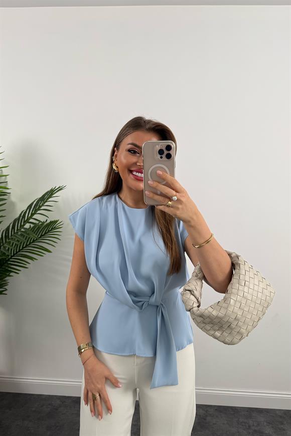 Premium Seri Bağcık Detaylı Dökümlü Bluz Tatlı Mavi