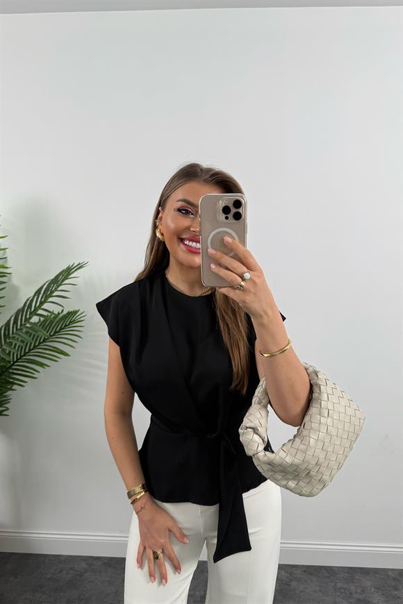 Premium Seri Bağcık Detaylı Dökümlü Bluz Siyah