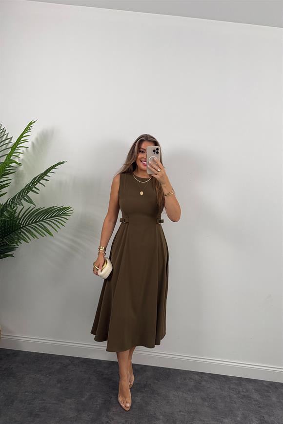 Premium Seri Beli Tokalı Parçalı Midi Kloş Elbise Haki