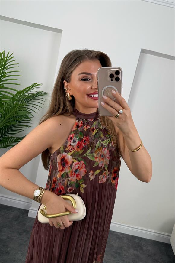 Premium Seri Çiçekli Pileli Maxi Şifon Elbise Kahverengi