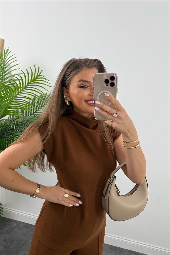 Premium Seri Dik Yaka Likralı Çelik Selanik Takım Taba