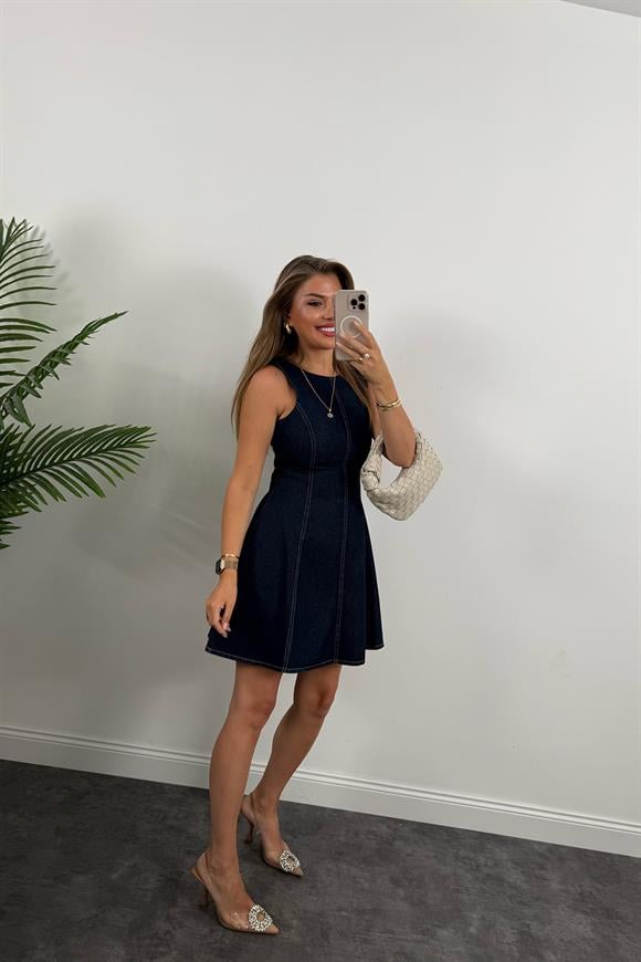 Premium Seri Dikiş Detaylı Kloş Jean Elbise