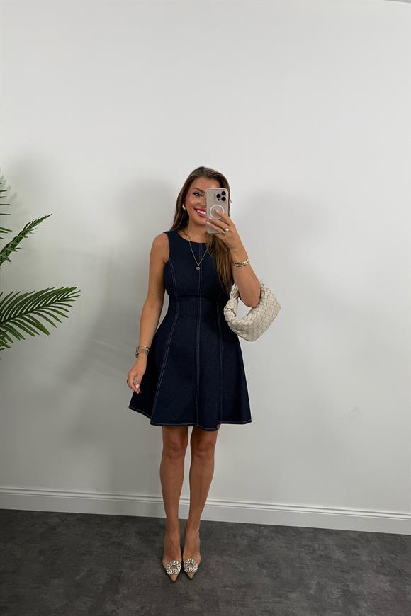 Premium Seri Dikiş Detaylı Kloş Jean Elbise