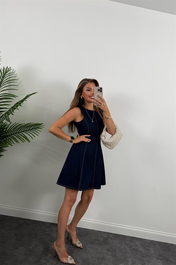 Premium Seri Dikiş Detaylı Kloş Jean Elbise