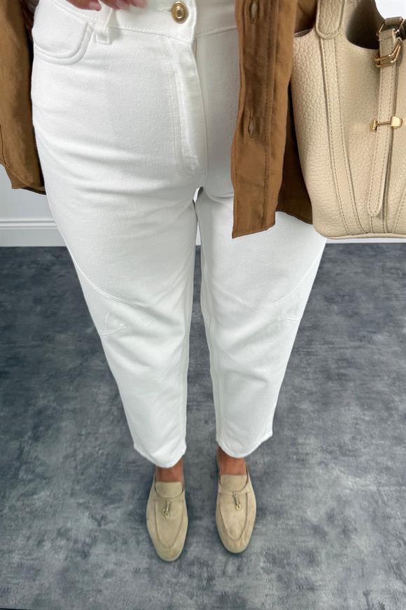 Premium Seri Dizleri Dikiş Detaylı Mom Jean Beyaz