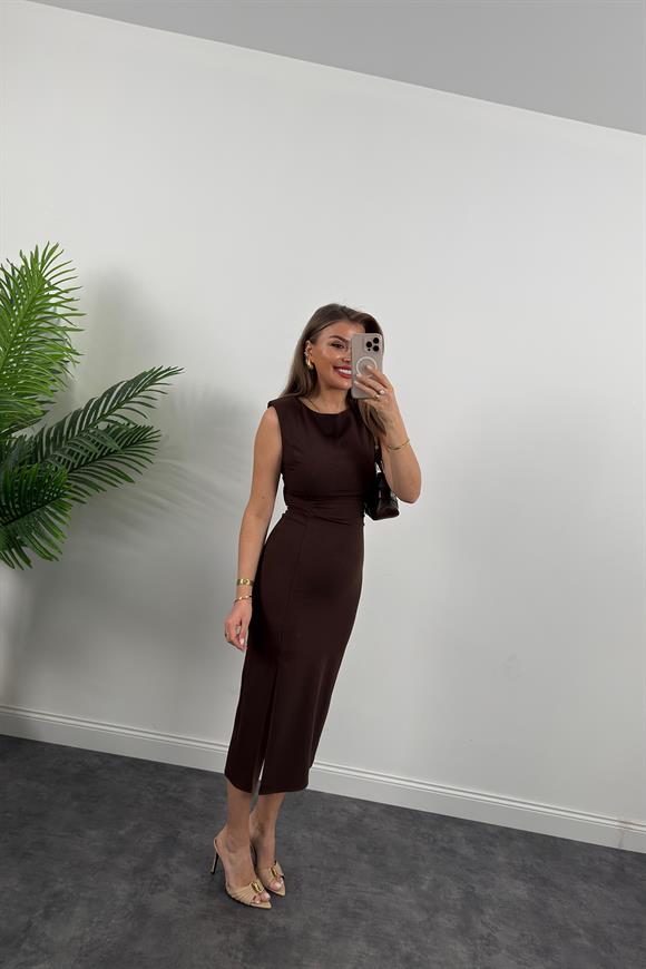 Premium Seri Dokuma Kumaş Yırtmaçlı Drapeli Vatkalı Kalem Elbise Koyu Kahve