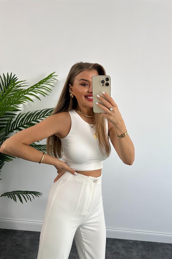 Premium Seri Double Atlas Kumaş Paçası Yırtmaçlı Beli Pensli Pantolon Beyaz