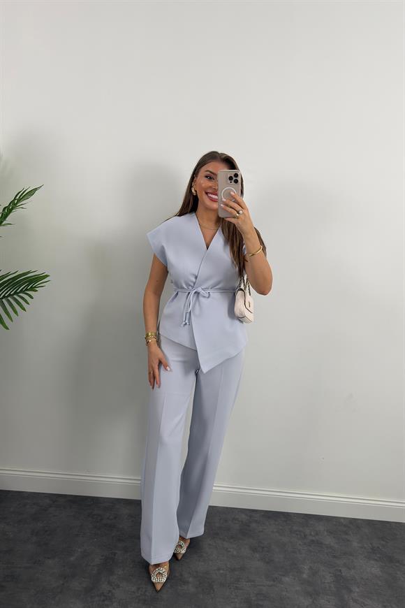 Premium Seri Double Kumaş Bağlamalı Asimetrik Yelek Pastel Mavi