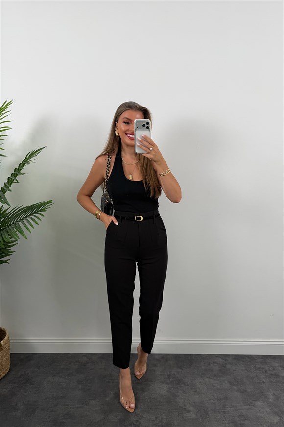 Premium Seri Double Kumaş Pensli Kemerli Havuç Pantolon Siyah