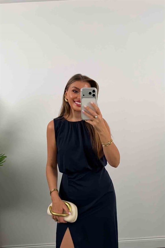 Premium Seri Drapeli Dökümlü Yırtmaçlı Kalem Elbise Lacivert