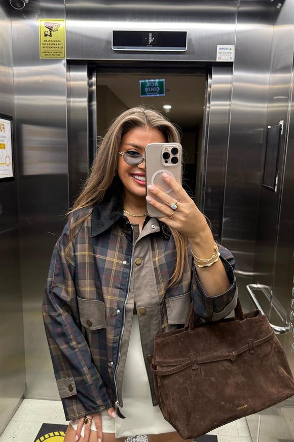 Premium Seri Ekoseli Kadife Yaka Trençkot