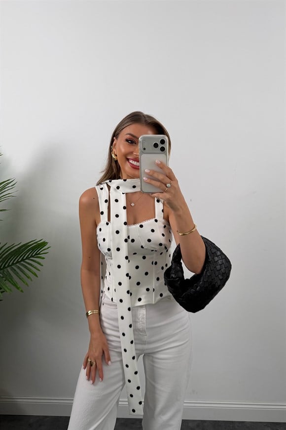 Premium Seri Fularlı Puantiyeli Korse Bluz Beyaz