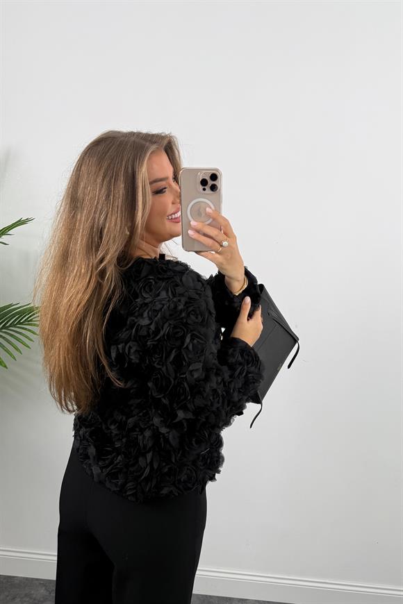 Premium Seri Gül Aplikeli Tasarım Ceket